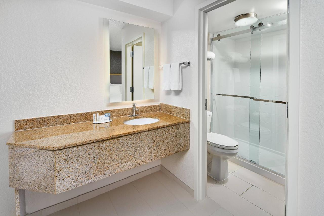 Springhill Suites Houston Hobby Airport Eksteriør bilde